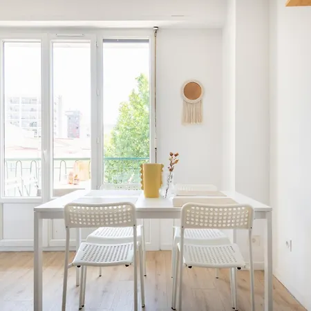 Apartment 6 Personnes *